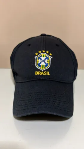 Boné Nike Brasil Seleção Brasileira Tamanho Unico Importado Original em Perfeito Estado