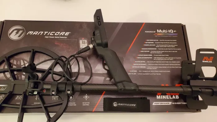 Detector de metais Manticore minelab