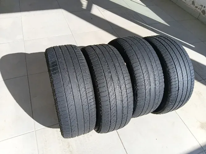 Pneus Michelin 215/50 r17