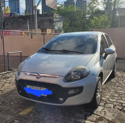 Fiat Punto Attractive 1.4 Fire Flex 8V 5P 2014