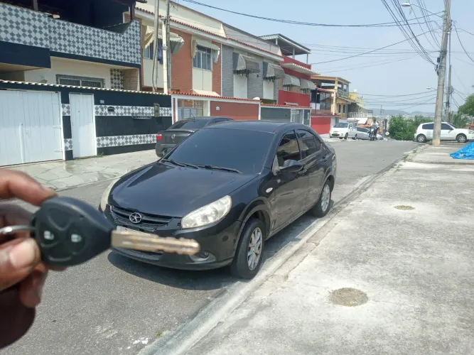 JAC J3 Turin Sedan 1.4 16V 4P Mec. 2012