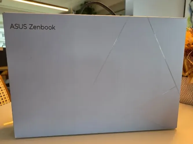 Notebook ASUS Zenbook 14 OLED 120hz Core Ultra 9, 32GB RAM, 1TB, UX3405MA