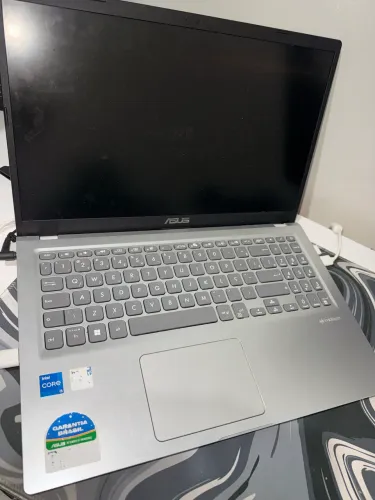 Notebook asus x515 novinho 