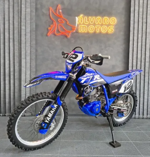 Yamaha TT-R 230 2025 excelente estado revisada