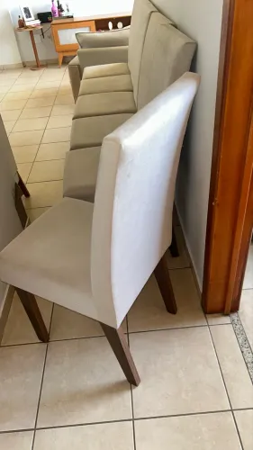 VENDO JOGO DE 6 CADEIRAS 