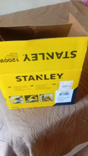 Vendo Serra Mármore Stanley 1200W (usei uma única vez)