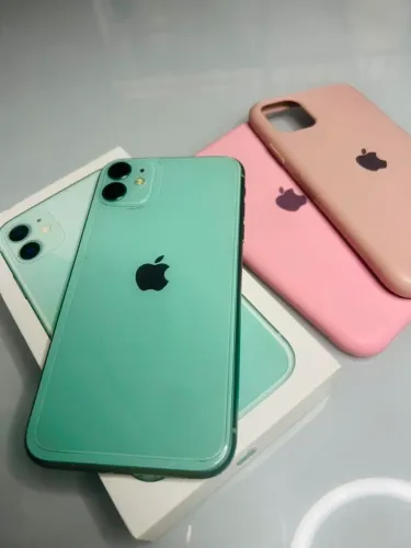 IPHONE 11 VERDE ÁGUA 128GB COMPLETO COM A CAIXA PRÓPRIA