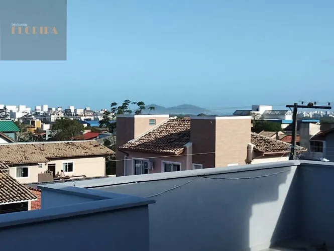 Casa com 4 dormitórios próxima a praia no Rio Tavares