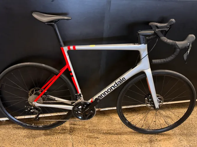 CANNONDALE SUPERSIXEVO CARBON DISC TAMANHO 60 SEMI NOVA 