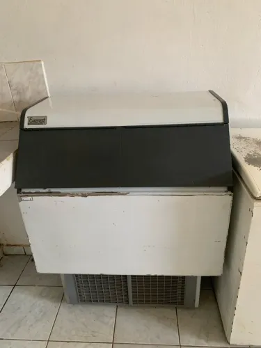 Máquina de gelo Everest