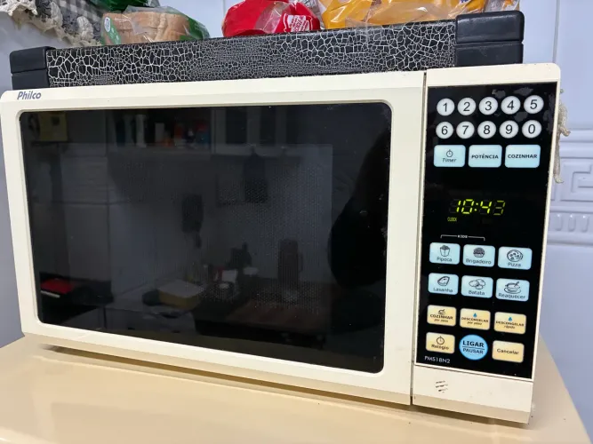 Microondas Philco 18L (Funcionando normal)