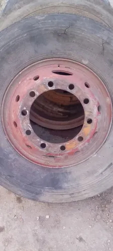 Vendo estas Rodas para Caminhão - Aceito propostas!! 