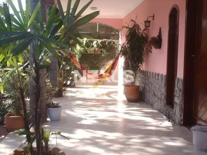 CASA 4 Dormitórios para locação em Vila Velha - ES