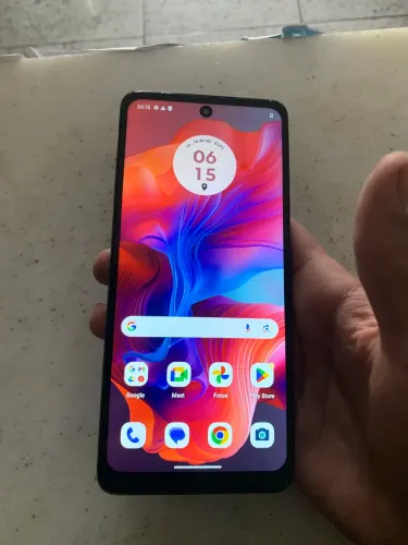 Motorola g04s com caixa e capinha