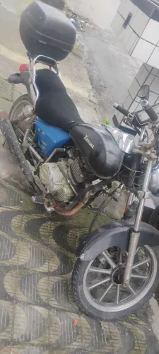 Moto dafra Kansas 150...quero 3.500.00 precisa fazer o cabeçote