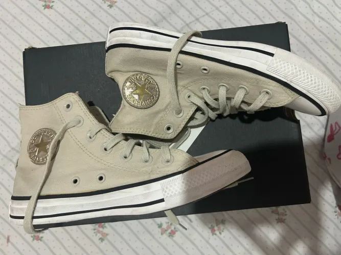 Tênis all star bege