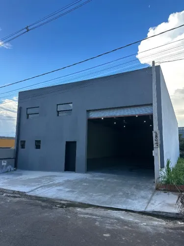 Galpão Comercial no bairro Laguna com 360 m de terreno e 336 metros de construção
