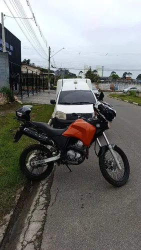 Ténéré zerada dois pneus novos , relação nova, bateria nova e retificador