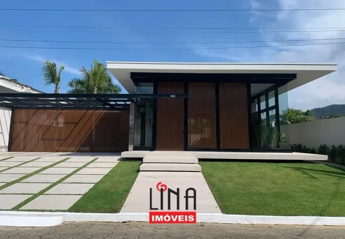 CASA EM CONDOMÍNIO FECHADO - JD. ACAPULCO- GUARUJÁ