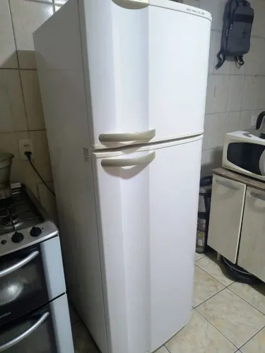 Geladeira Eletrolux