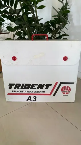 Prancha Trident A3 usada