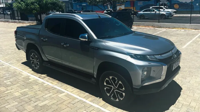 Mitsubishi L200 Triton Sport HPE-S 2.4 CD Dies. AUT 2024