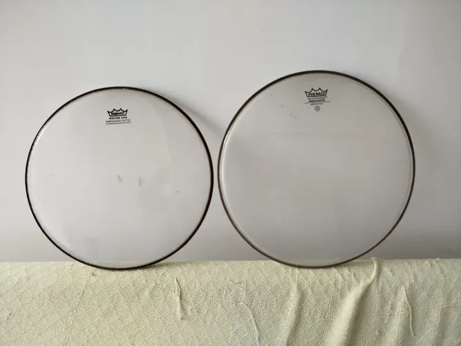 Kit de peles Remo Weather King Ambassador pra tons 12 e 13 