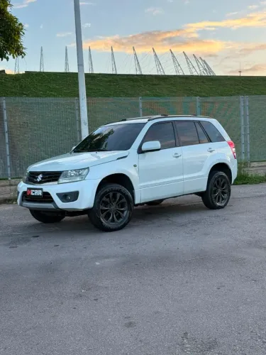 Suzuki Grand Vitara 2.0 16V 4x2/4x4 5P Mec. 2014