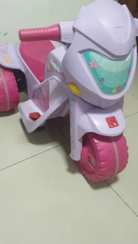 Moto elétrica infantil 
