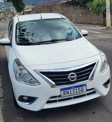 Nissan Versa V-drive 1.6 16V Flex MEC 2021