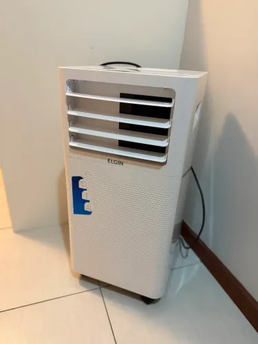 Ar condicionado portátil Elgin 9000 Btus