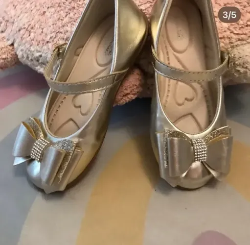 Sapato Infantil Bailarina Laço Com Manta De Strass Dourado