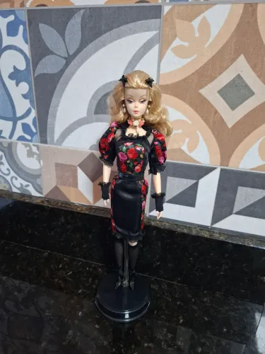 Boneca silkstone barbie collector