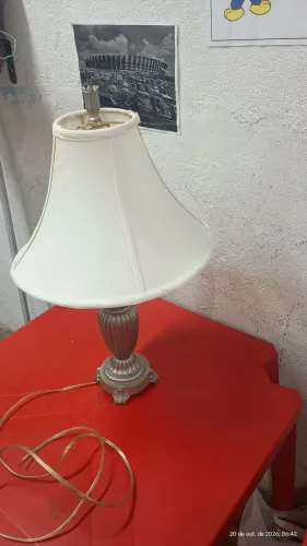 Lustre. Abajur