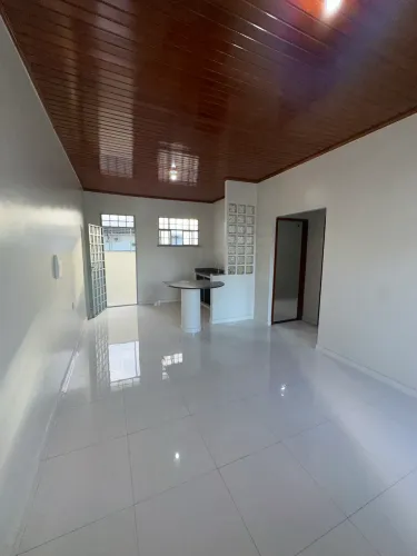 Aluga-se Apartamento Padrão