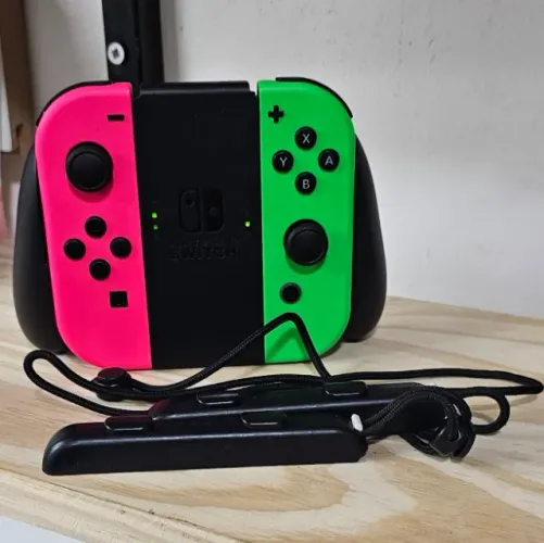 Par de Joycon Original completo + straps + grip