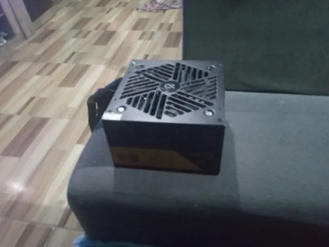 Fonte de computador 80 plus leia descrição