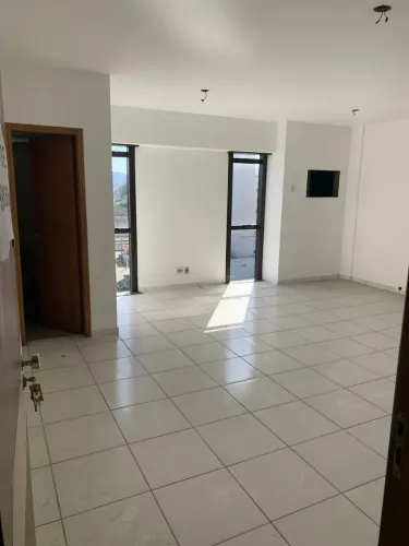 SALA COMERCIAL DEVILLE PARA LOCAÇÃO