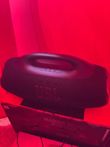 Jbl boombox 4