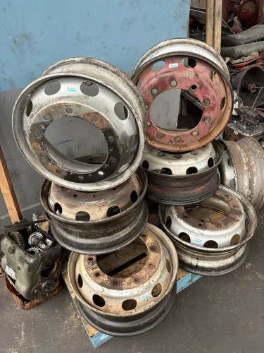Rodas 275  10 furos para caminhão 