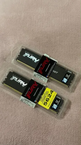 Memória RAM 2x8GB 5600mhz Cl40