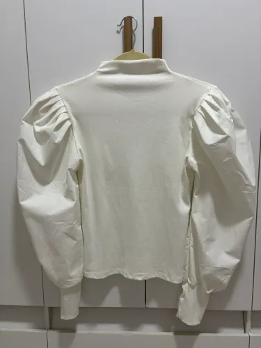 Blusa manga bufante