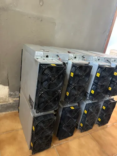 Mineradora Bitmain S19 