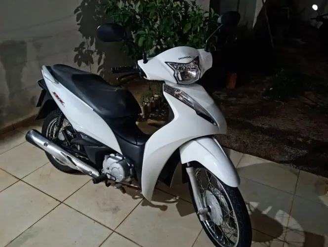 Vende-se biz 100i 