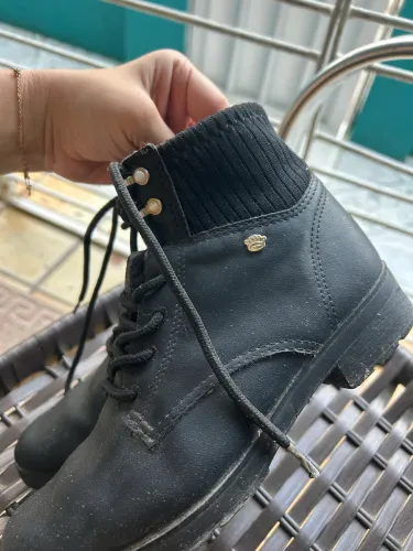 Bota preta n° 34