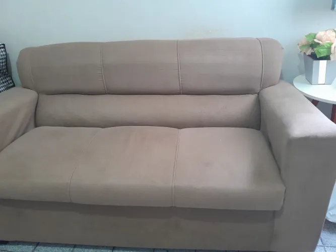 Sofá 3 lugares 