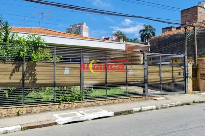 CASA TERREA - VILA GALVÃO - 4 QUARTOS- 8 VAGAS