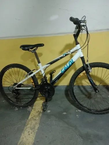 Bicicleta Caloi Aro 24 / ACEITO OFERTAS