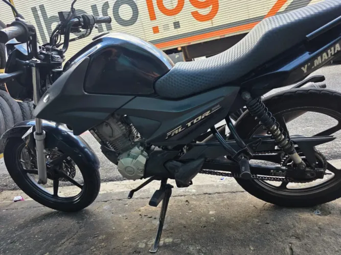 Venda moto Factor