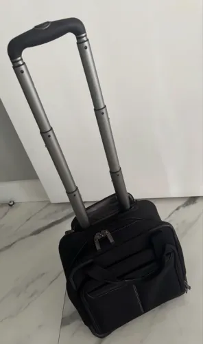 Maleta para notebook com rodinha Calvin Klein